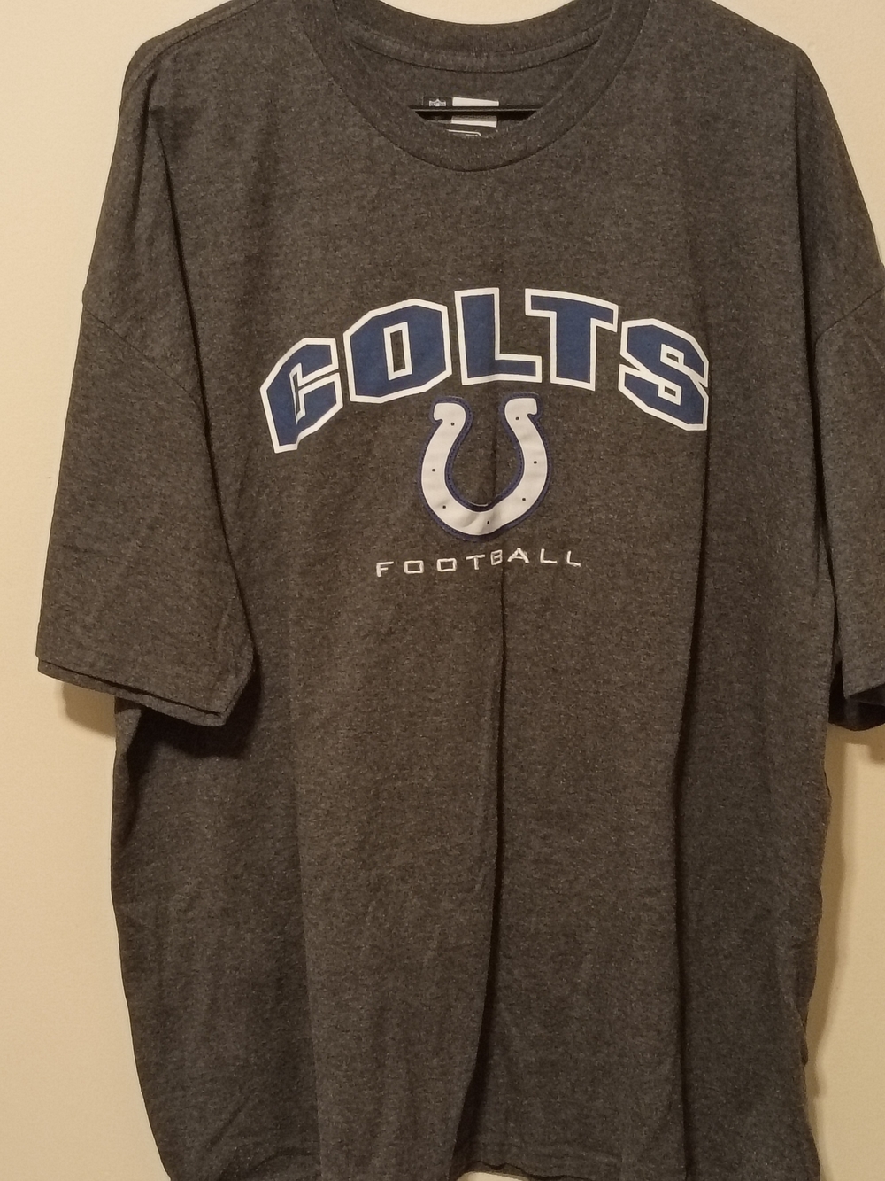 Team Apparel Colts Tee in Charcoal Gray with Blue and White Logo